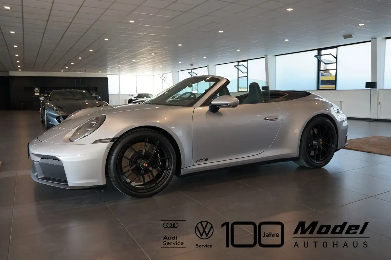 Porsche 992