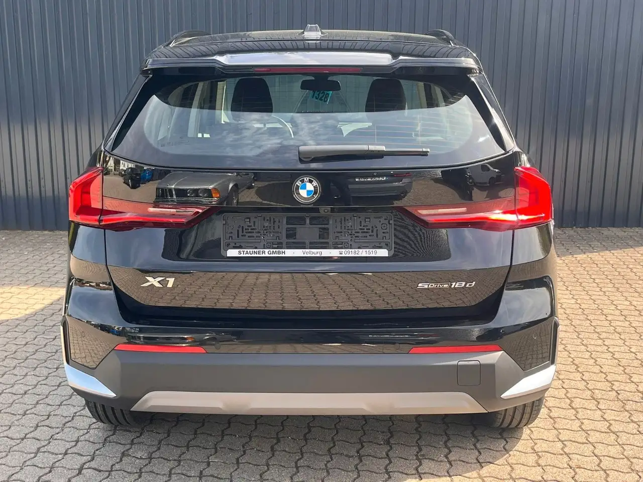 BMW X1 8
