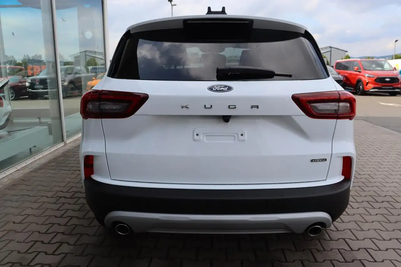 Ford Kuga 9