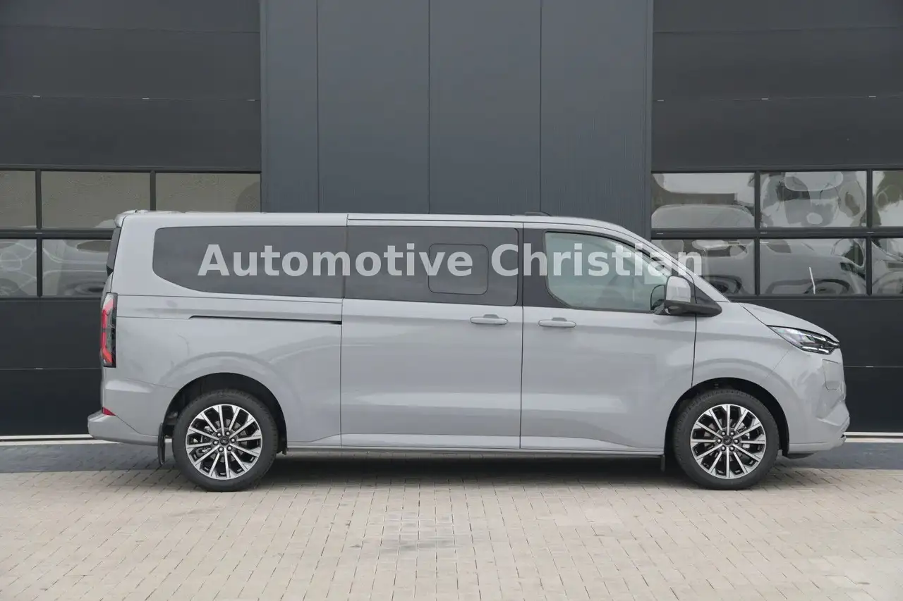 Ford Tourneo
