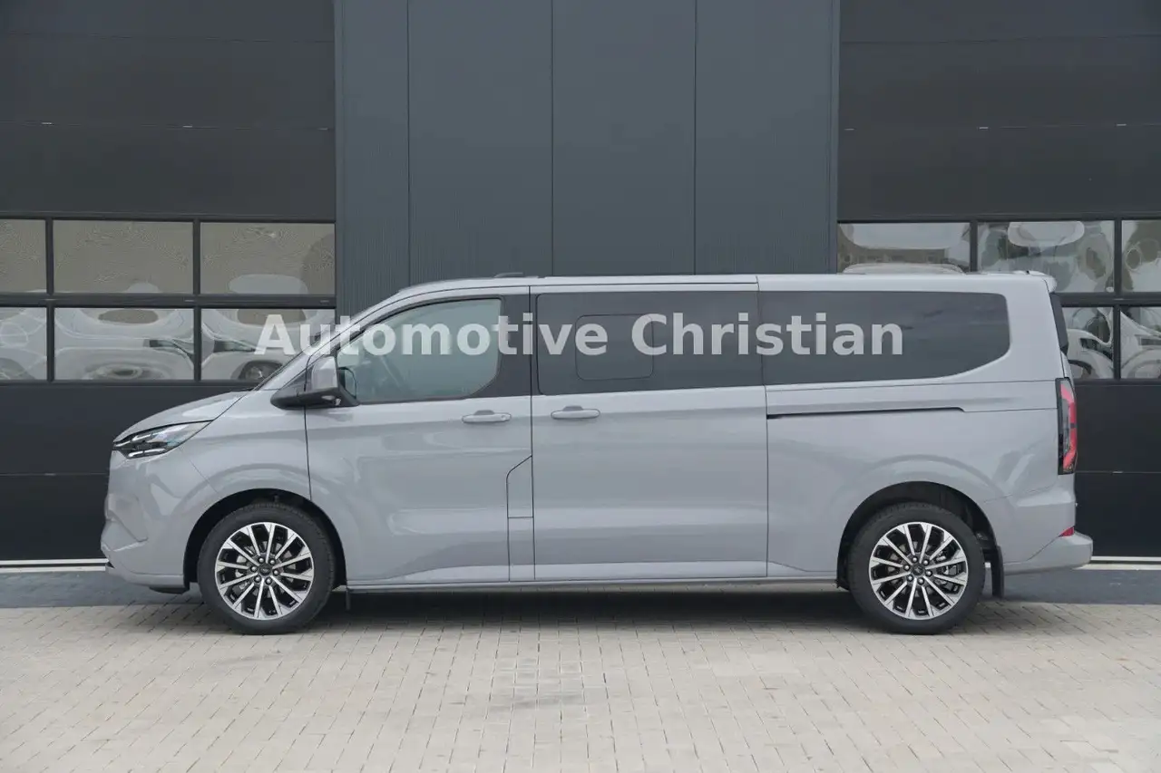 Ford Tourneo 2