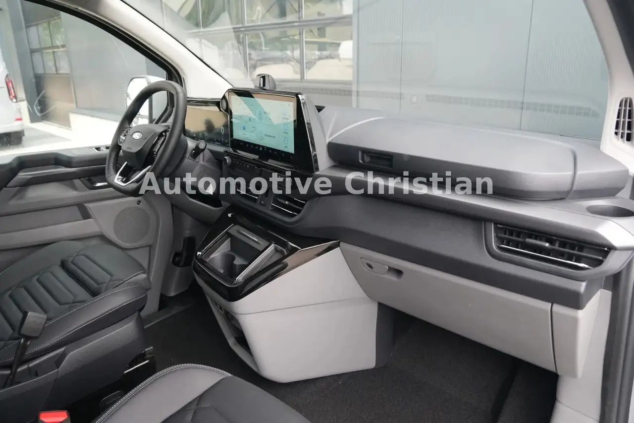 Ford Tourneo 5