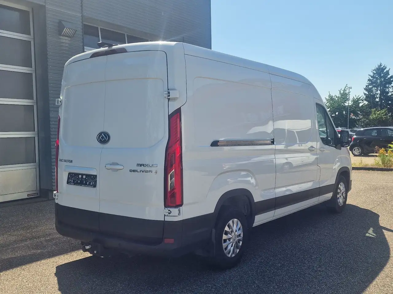Maxus Deliver 9 4
