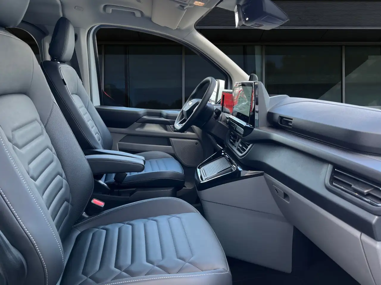Ford Tourneo 12