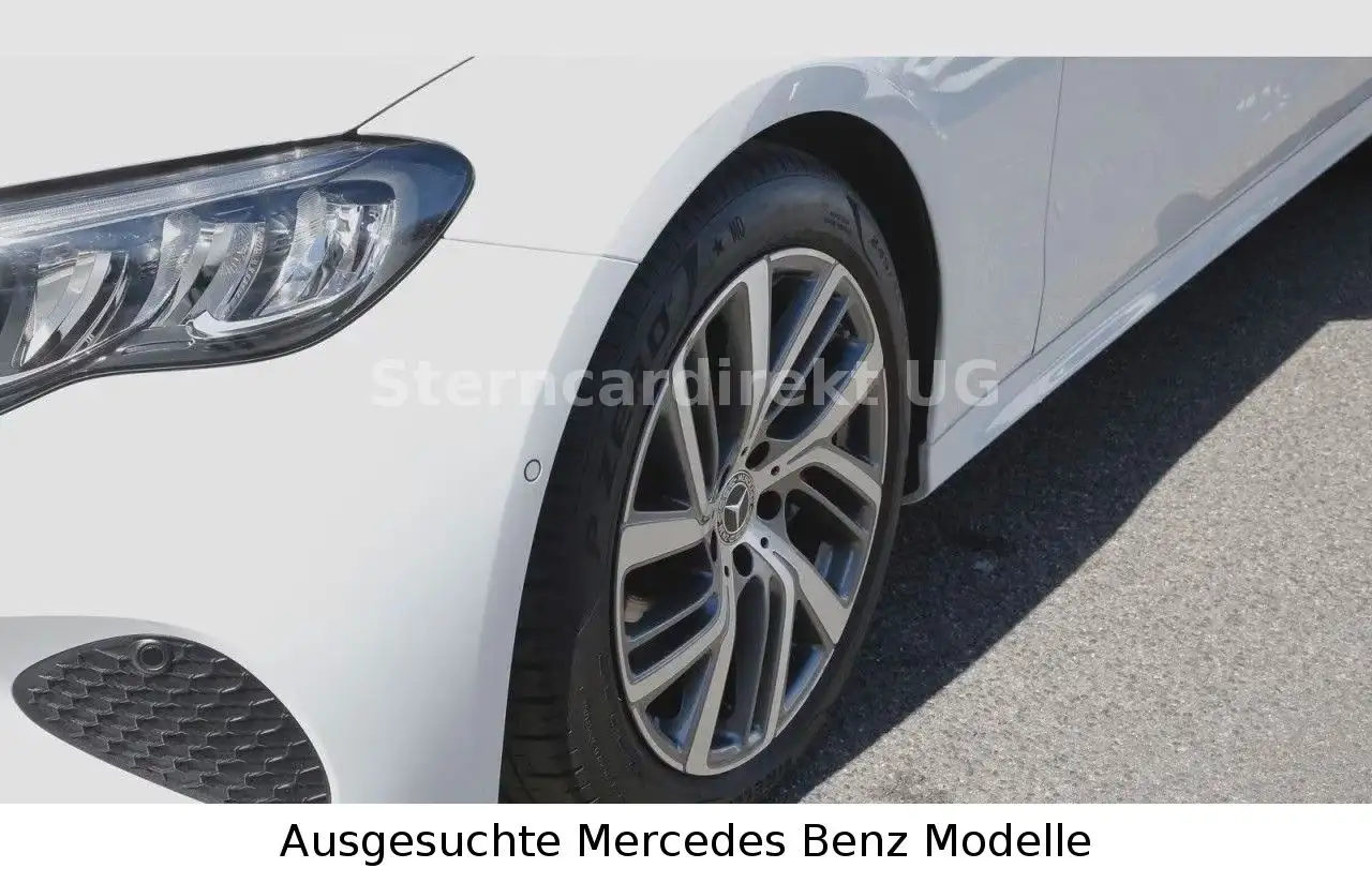 Mercedes-Benz E 300 3