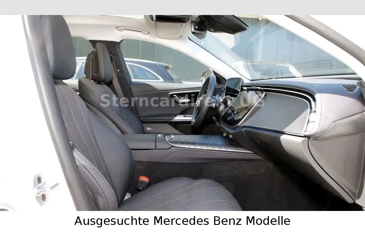 Mercedes-Benz E 300 4
