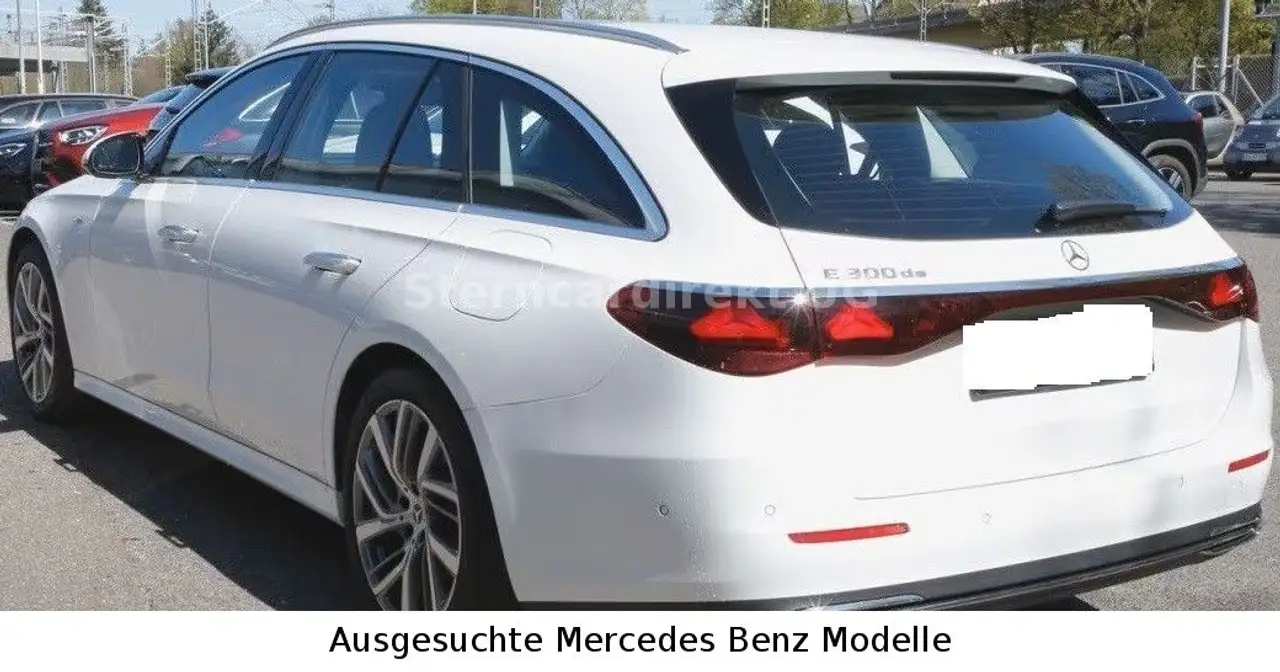 Mercedes-Benz E 300 8