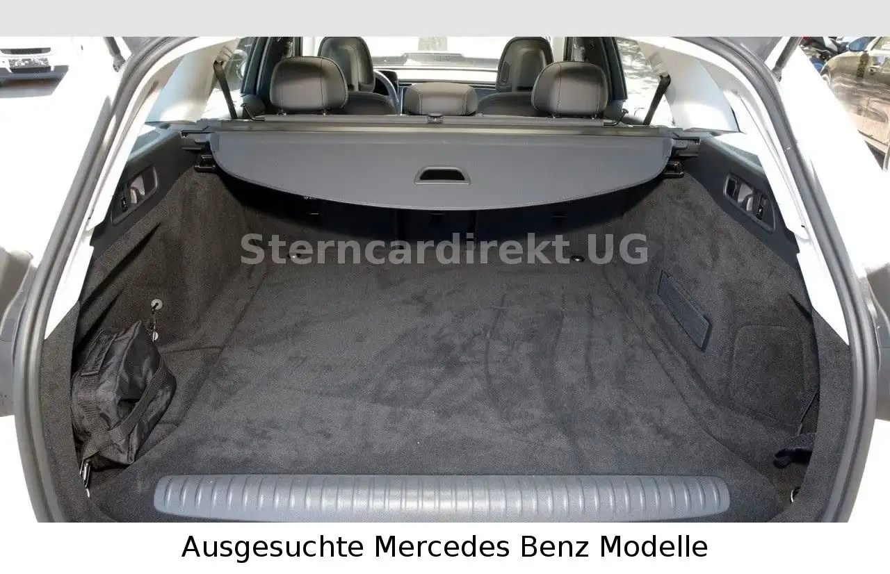 Mercedes-Benz E 300 11