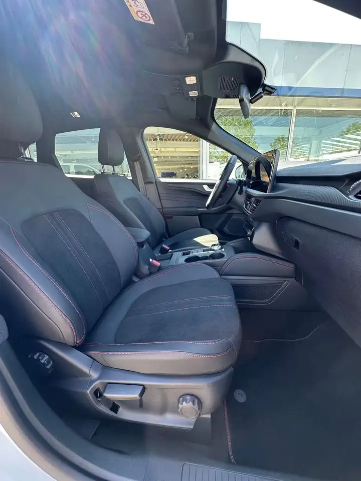 Ford Kuga 10
