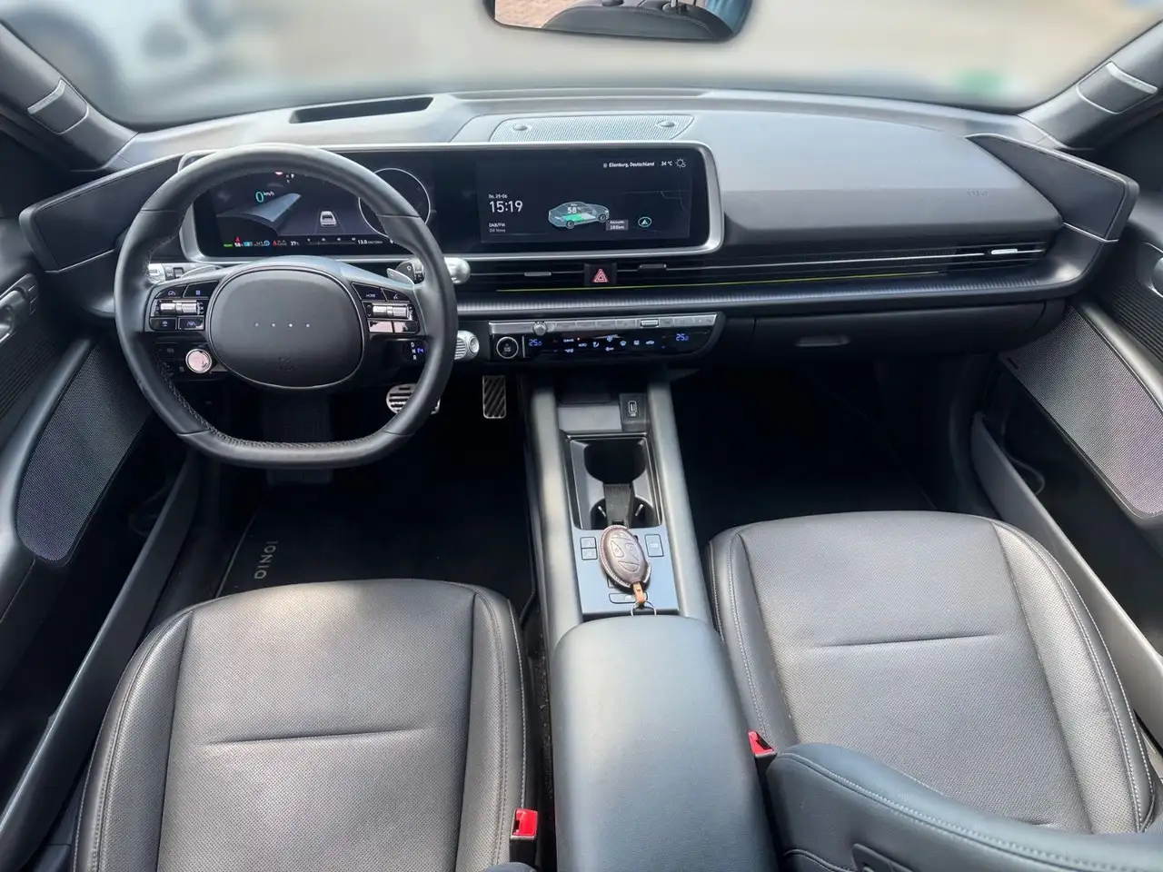 Hyundai IONIQ 11