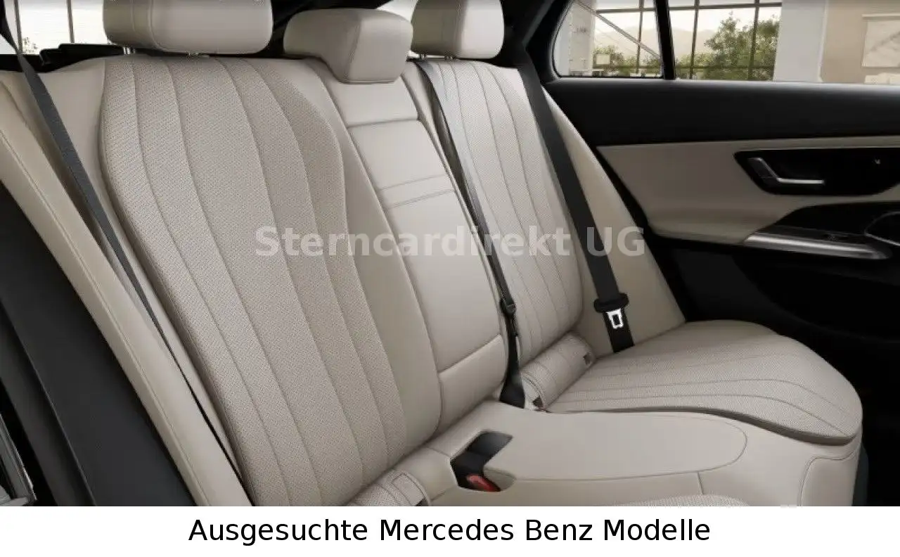 Mercedes-Benz E 300 8
