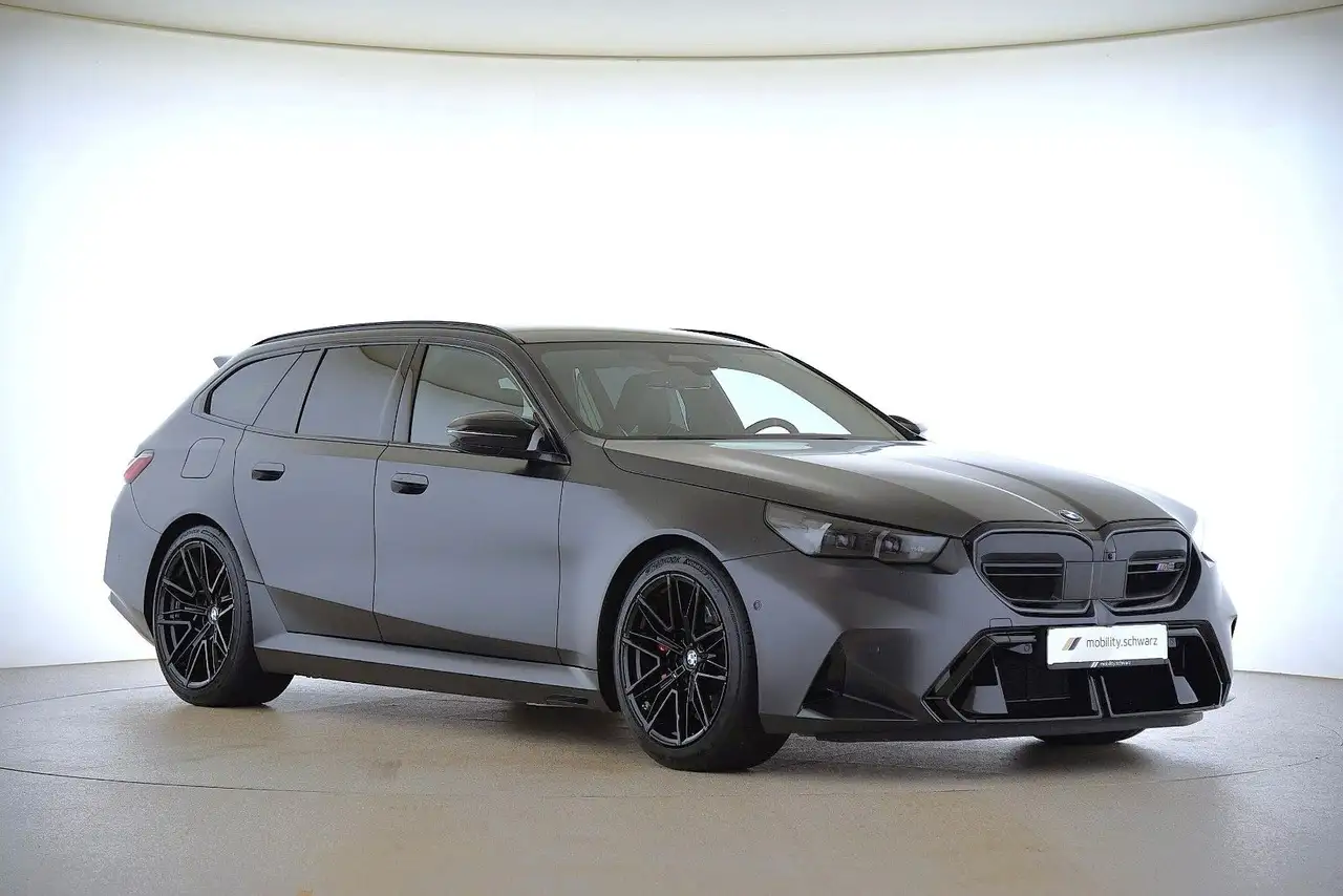 BMW M5 4
