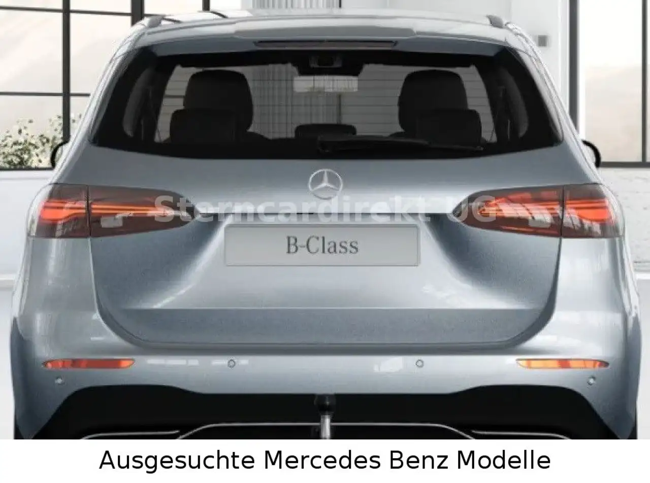 Mercedes-Benz B 180 10