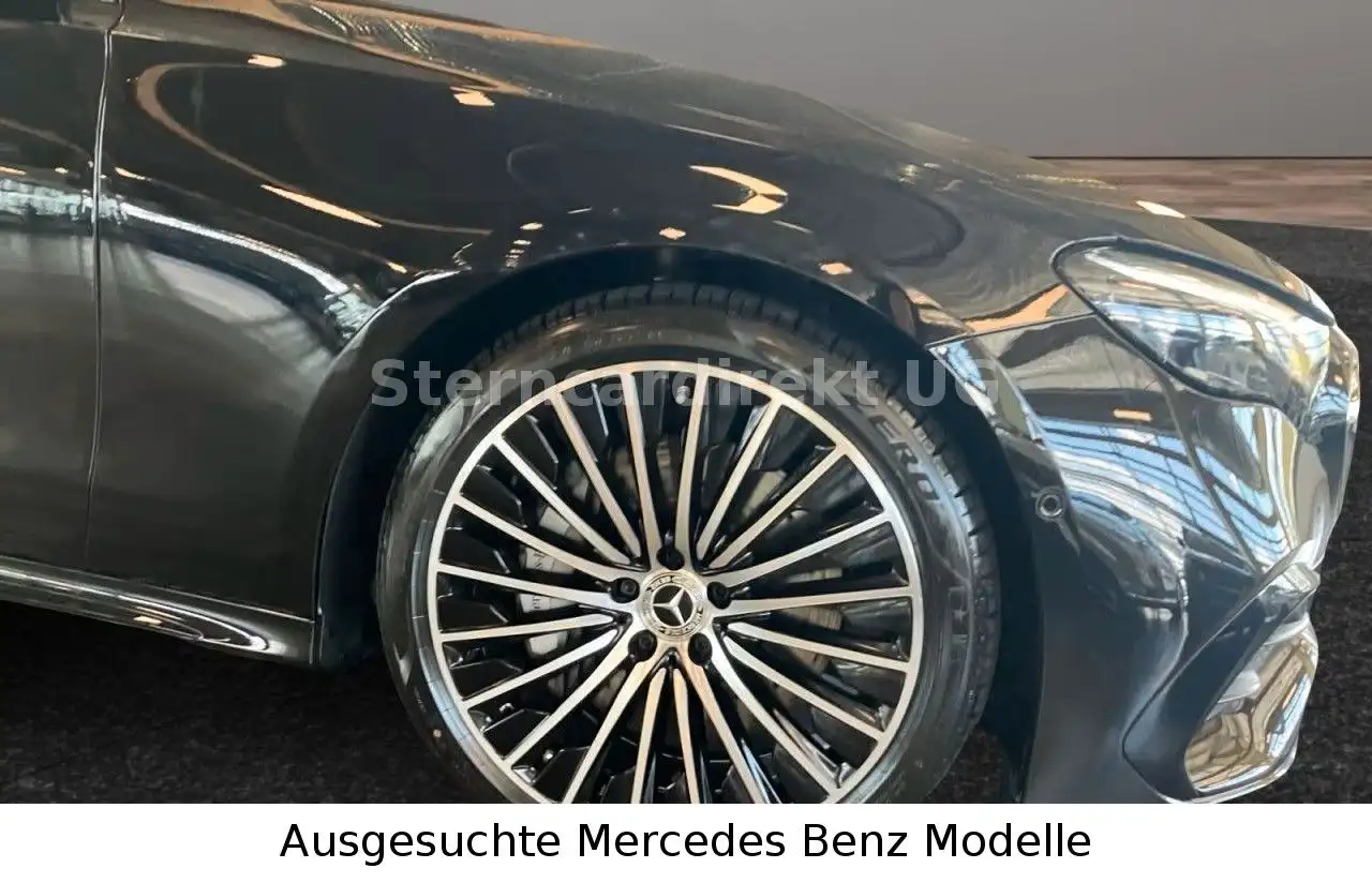 Mercedes-Benz E 300 7