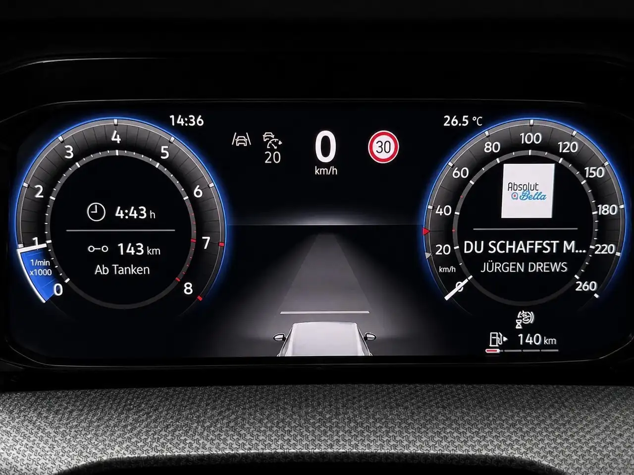 Volkswagen Golf VIII 10