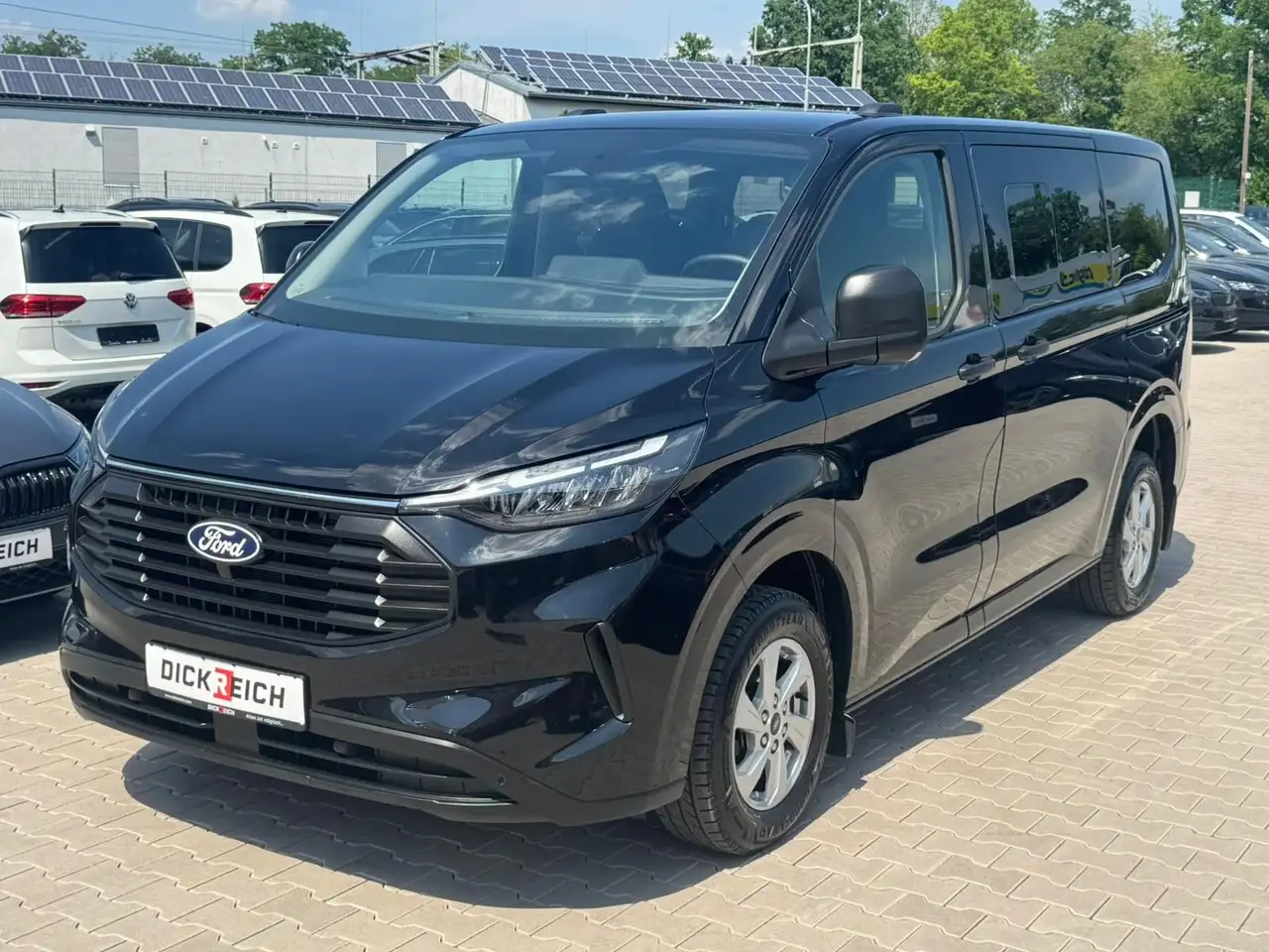 Ford Transit 8