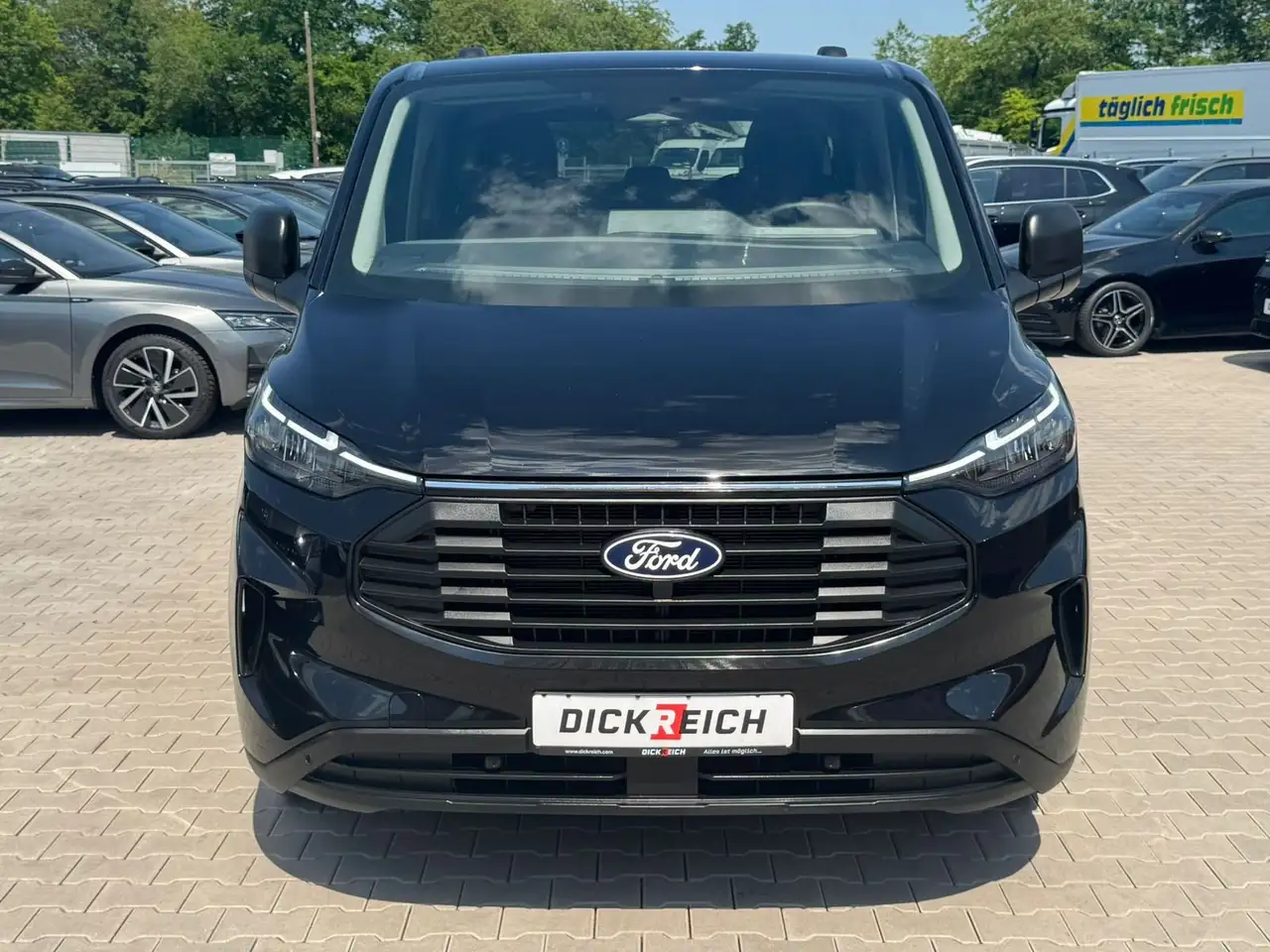 Ford Transit 9