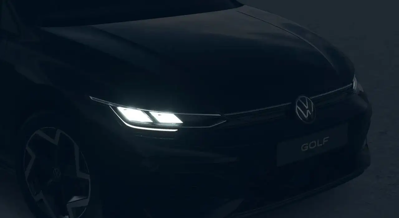 Volkswagen Golf VIII 4