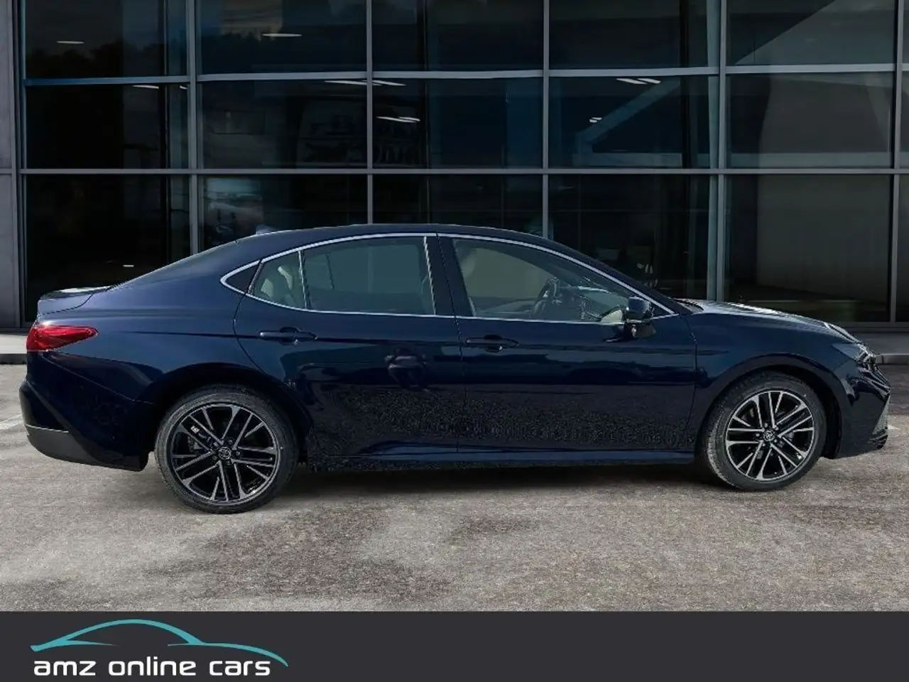 Toyota Camry 5