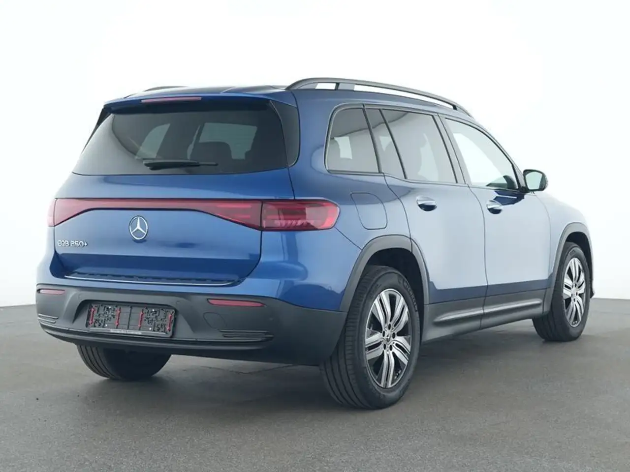 Mercedes-Benz EQB 250 4