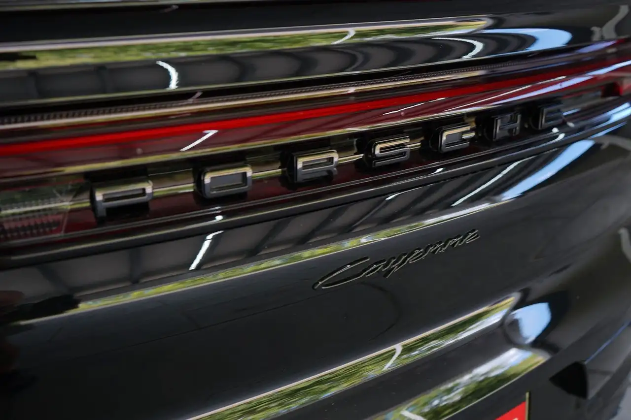 Porsche Cayenne 5