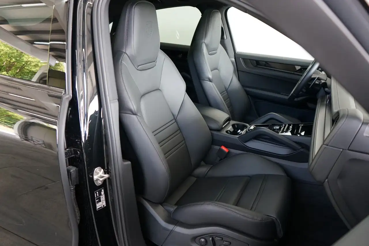 Porsche Cayenne 10