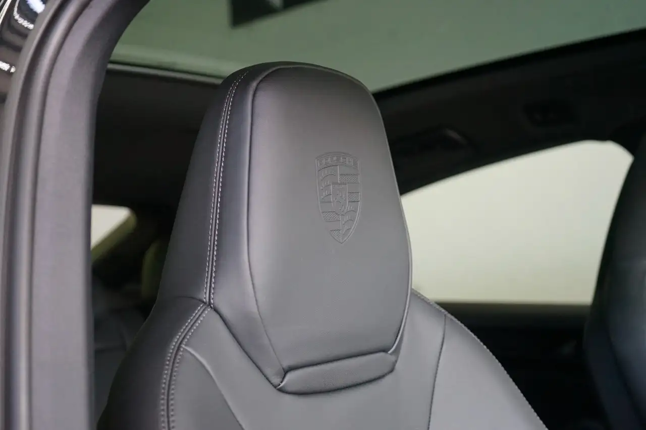 Porsche Cayenne 11