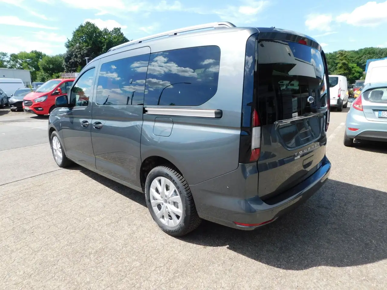 Ford Tourneo 7