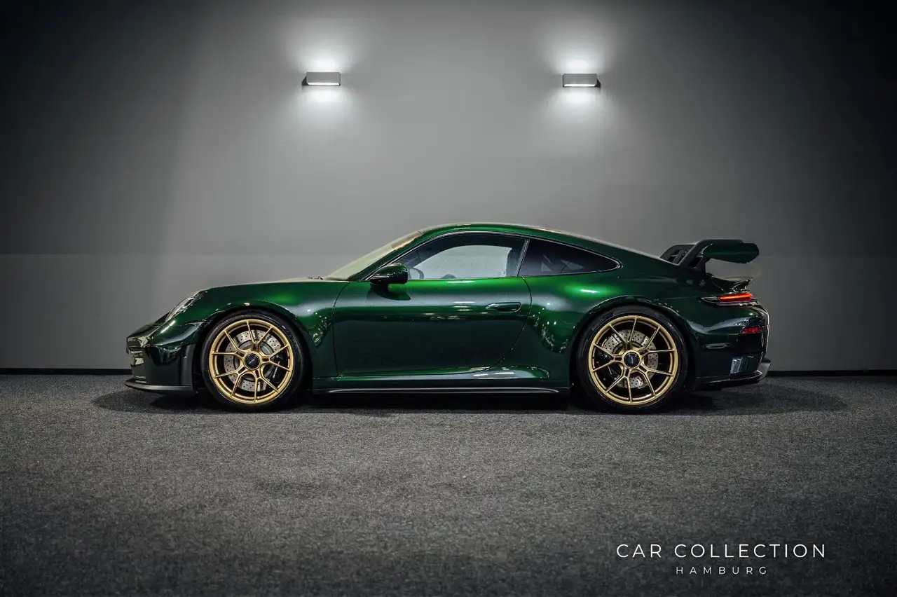 Porsche 992 8