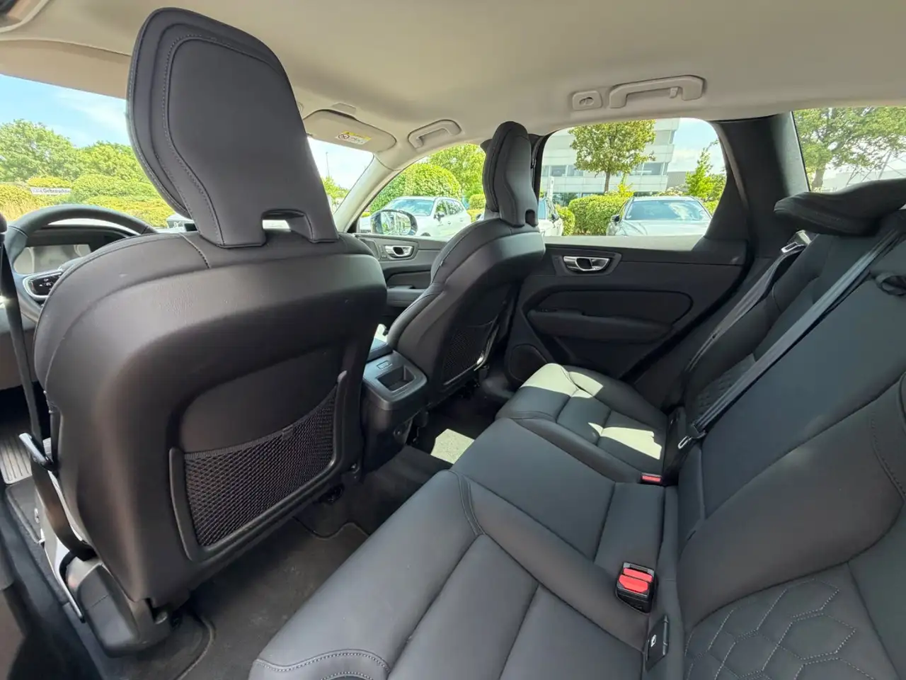 Volvo XC60 8