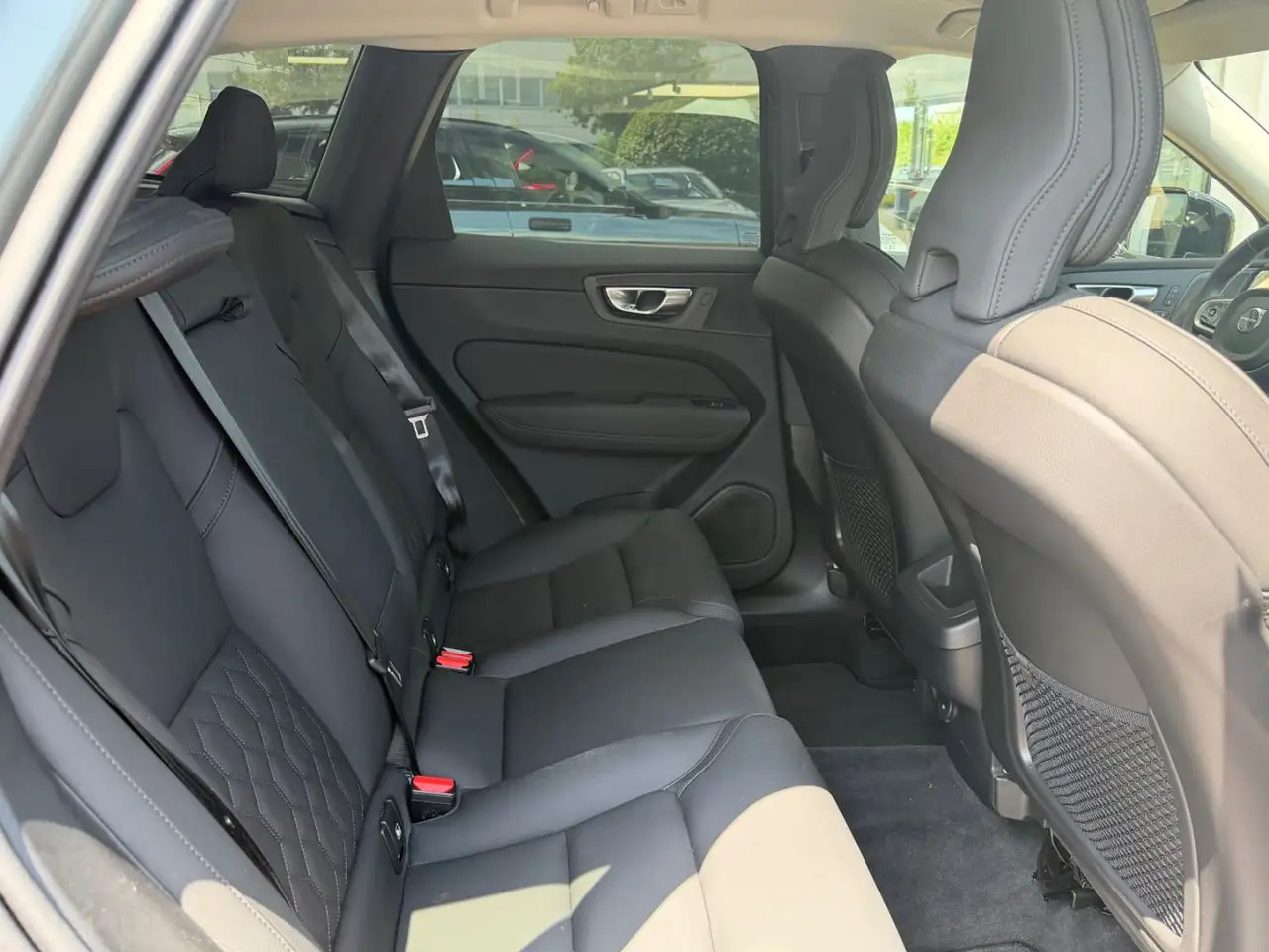 Volvo XC60 11