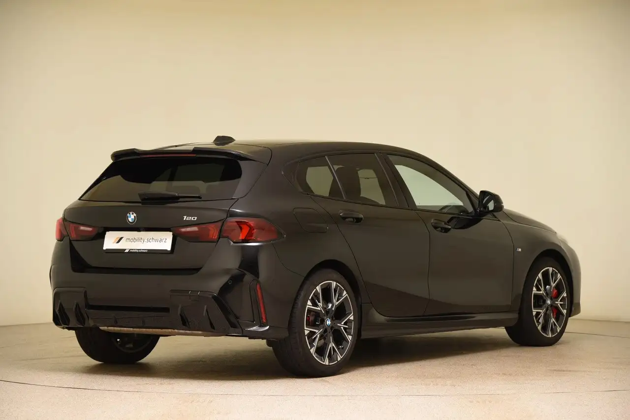 BMW 120 i 3