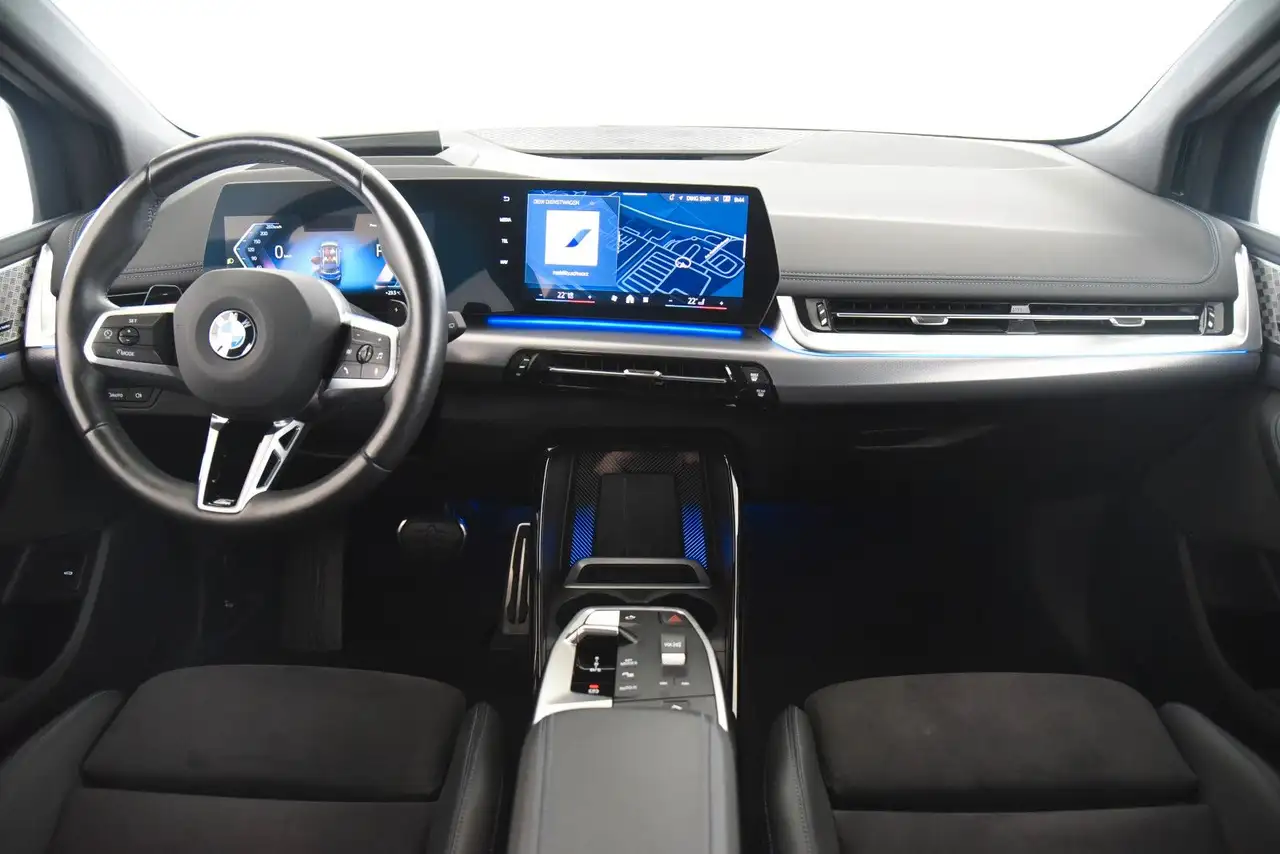 BMW 218 8
