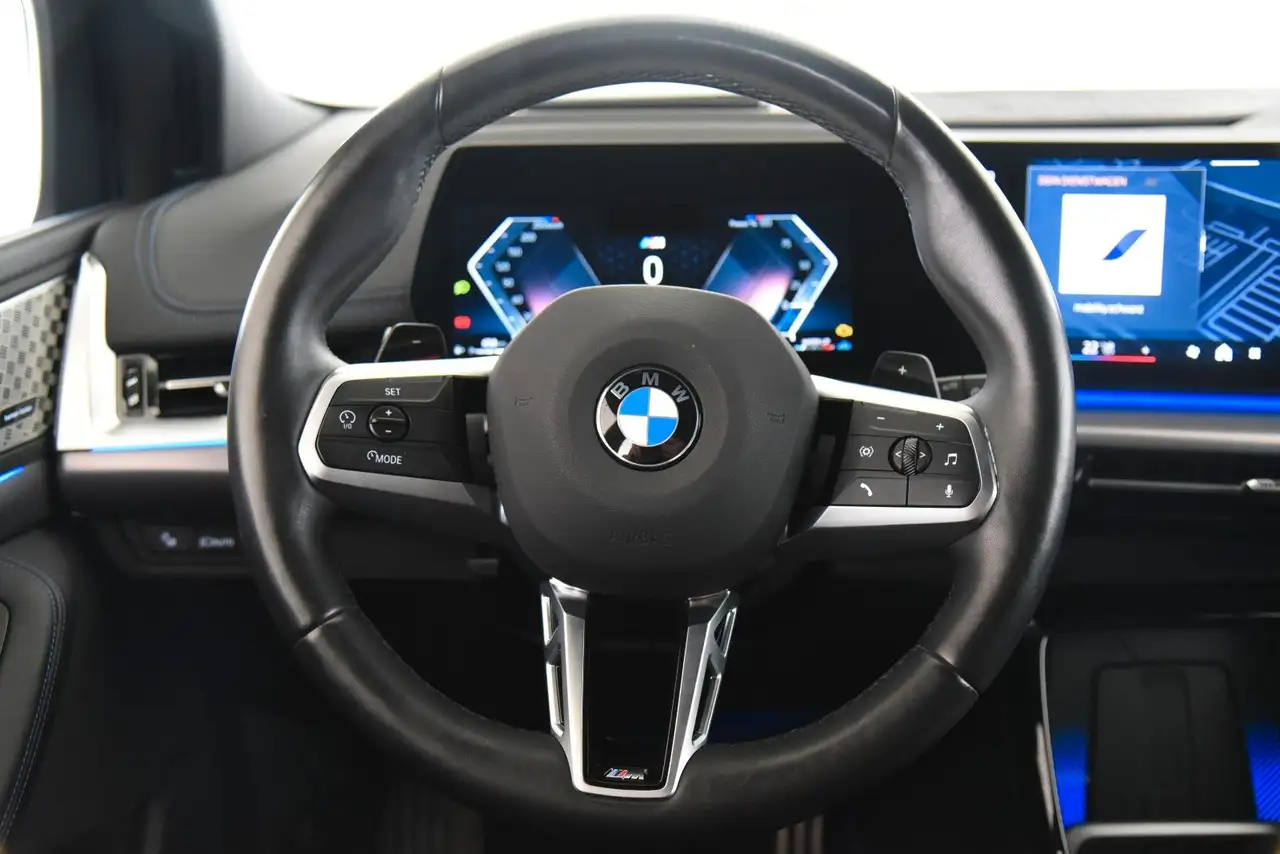 BMW 218 9