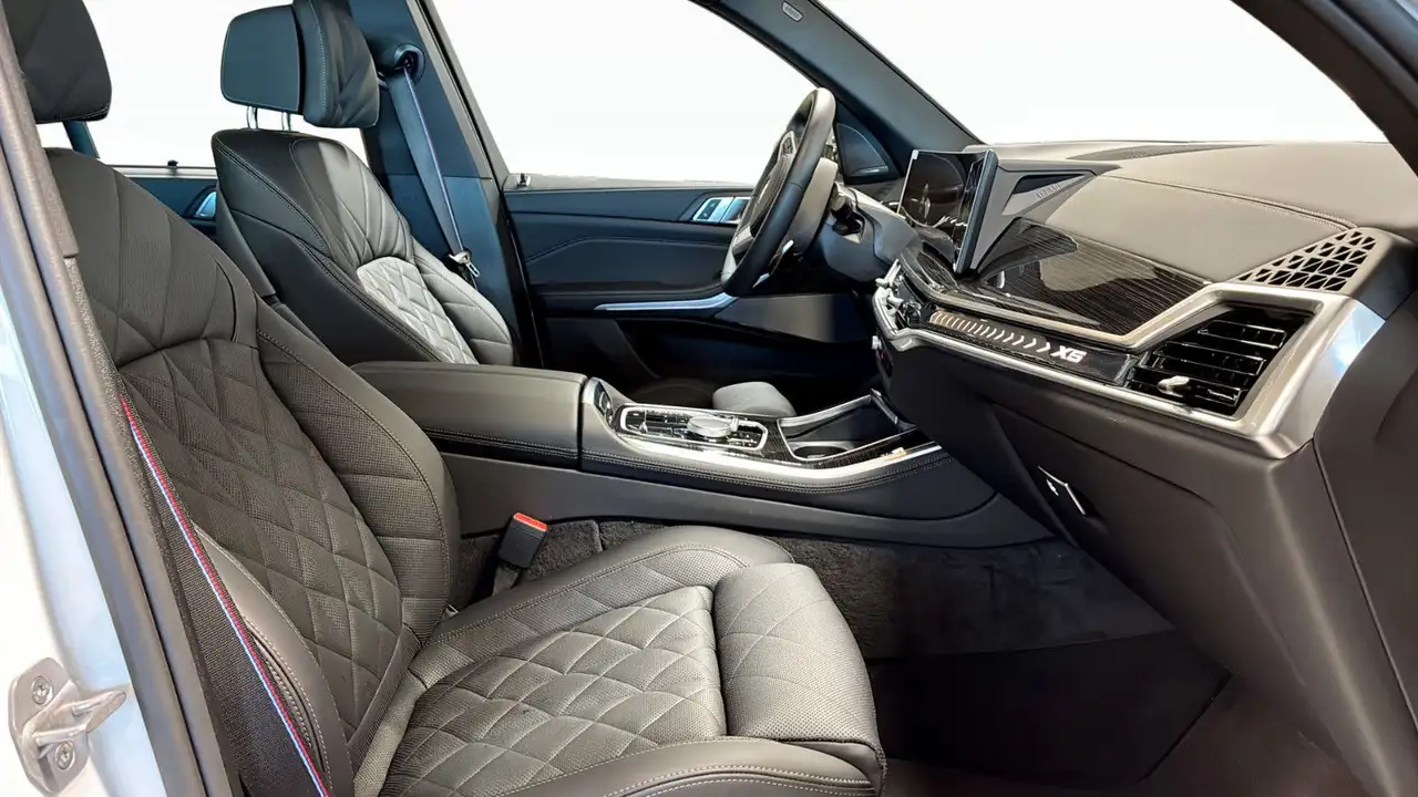 BMW X5 8