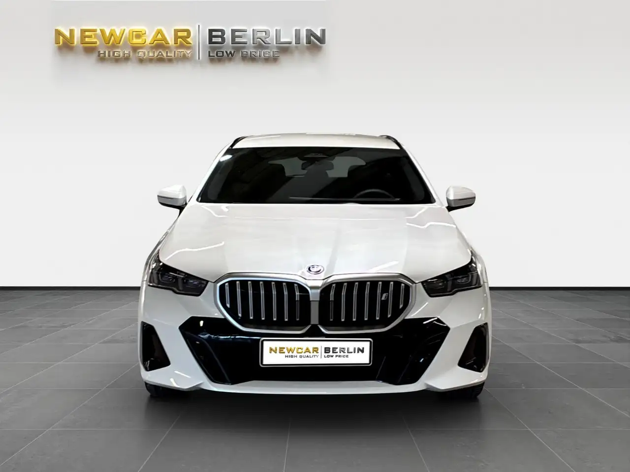 BMW i5 2