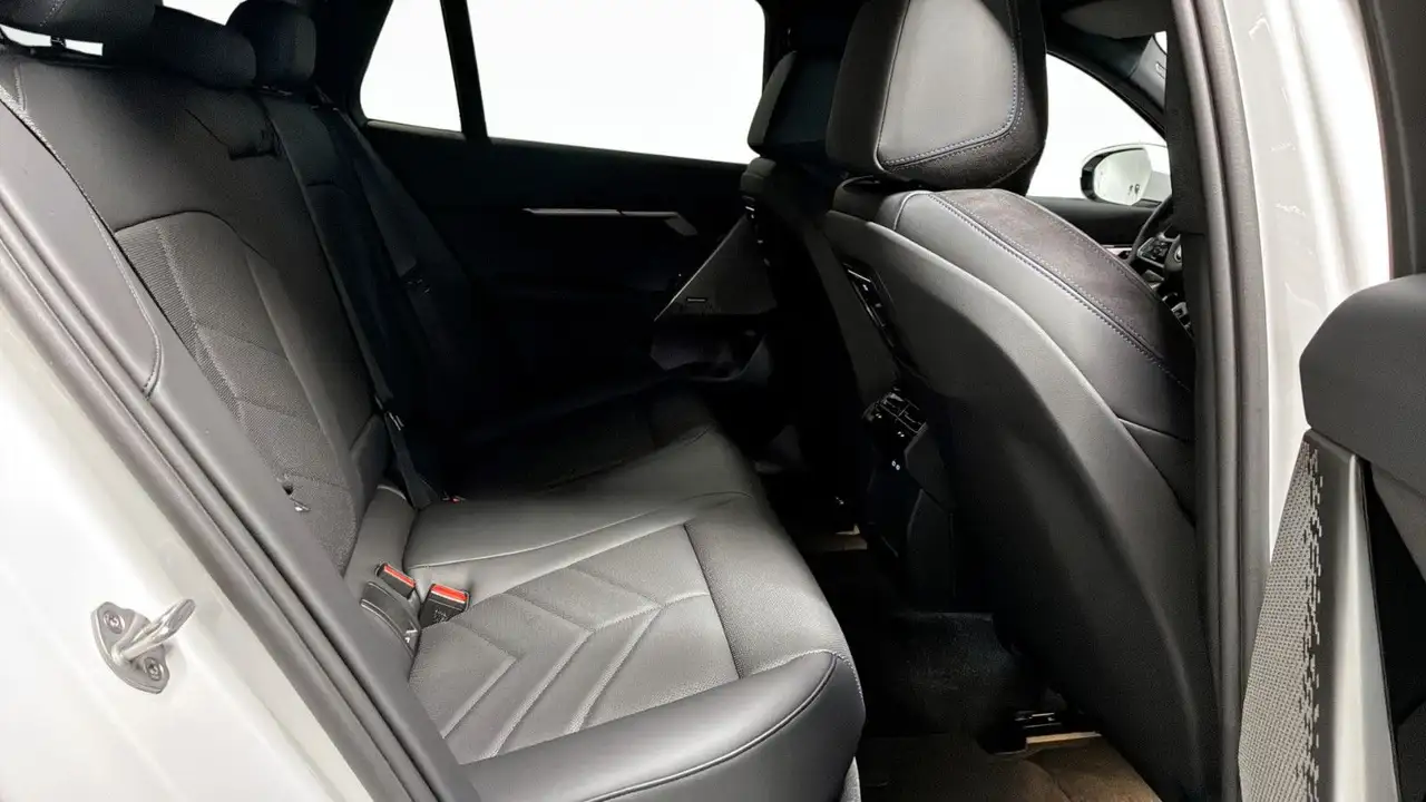 BMW i5 9