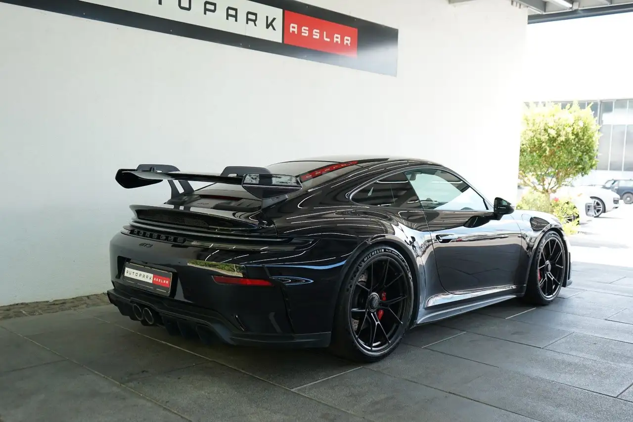 Porsche 992 5