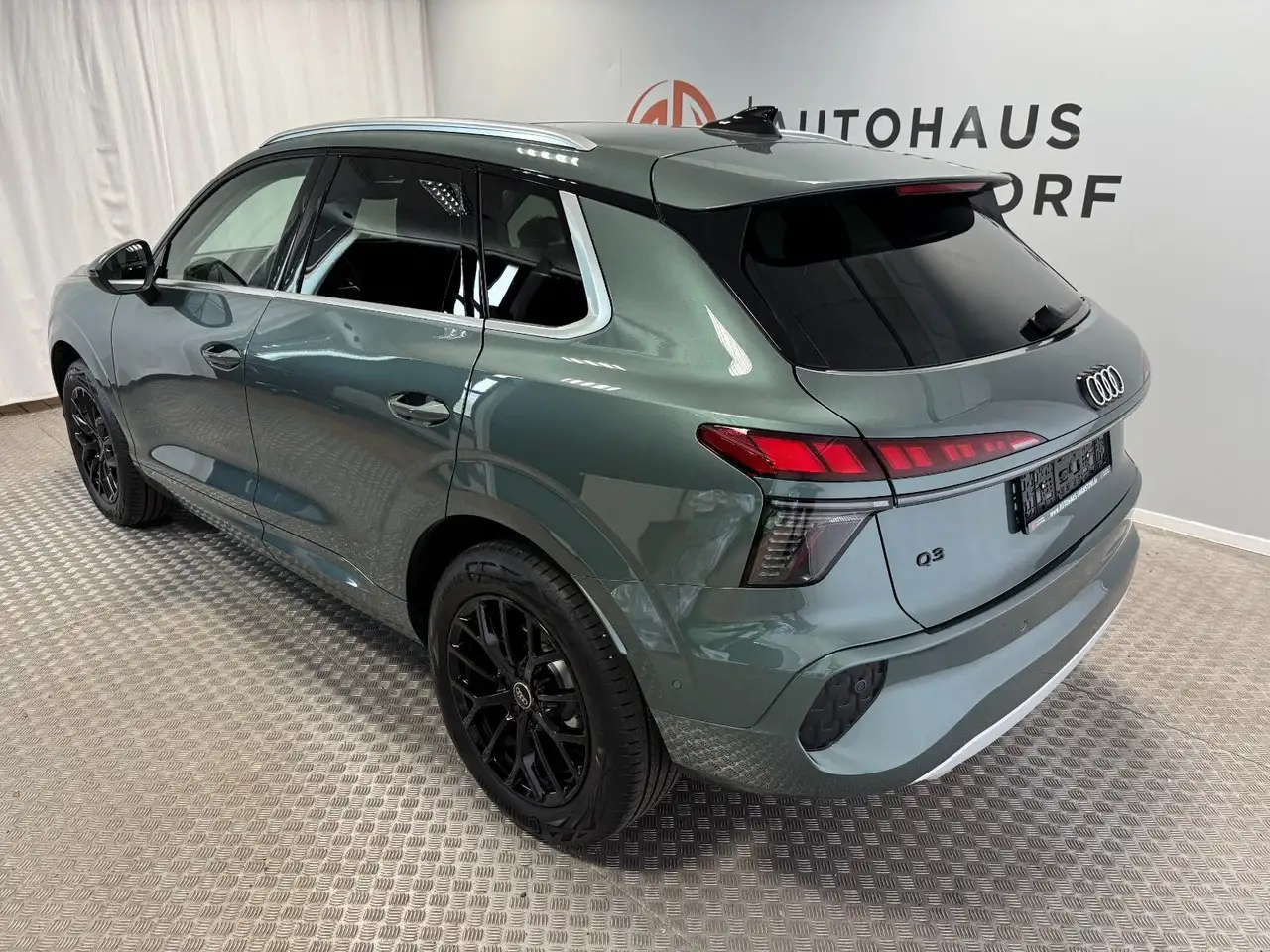 Audi Q3 4