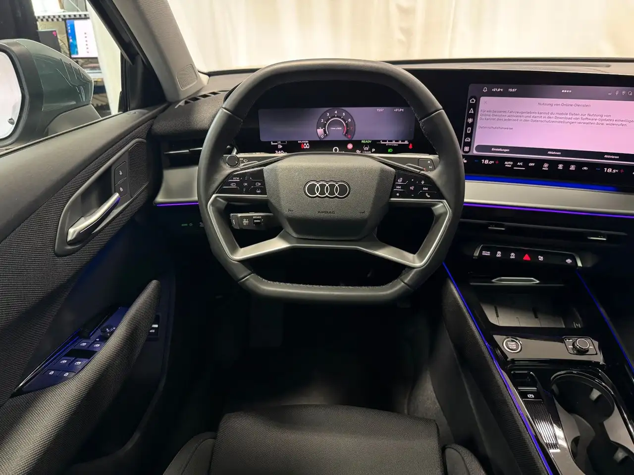 Audi Q3 12