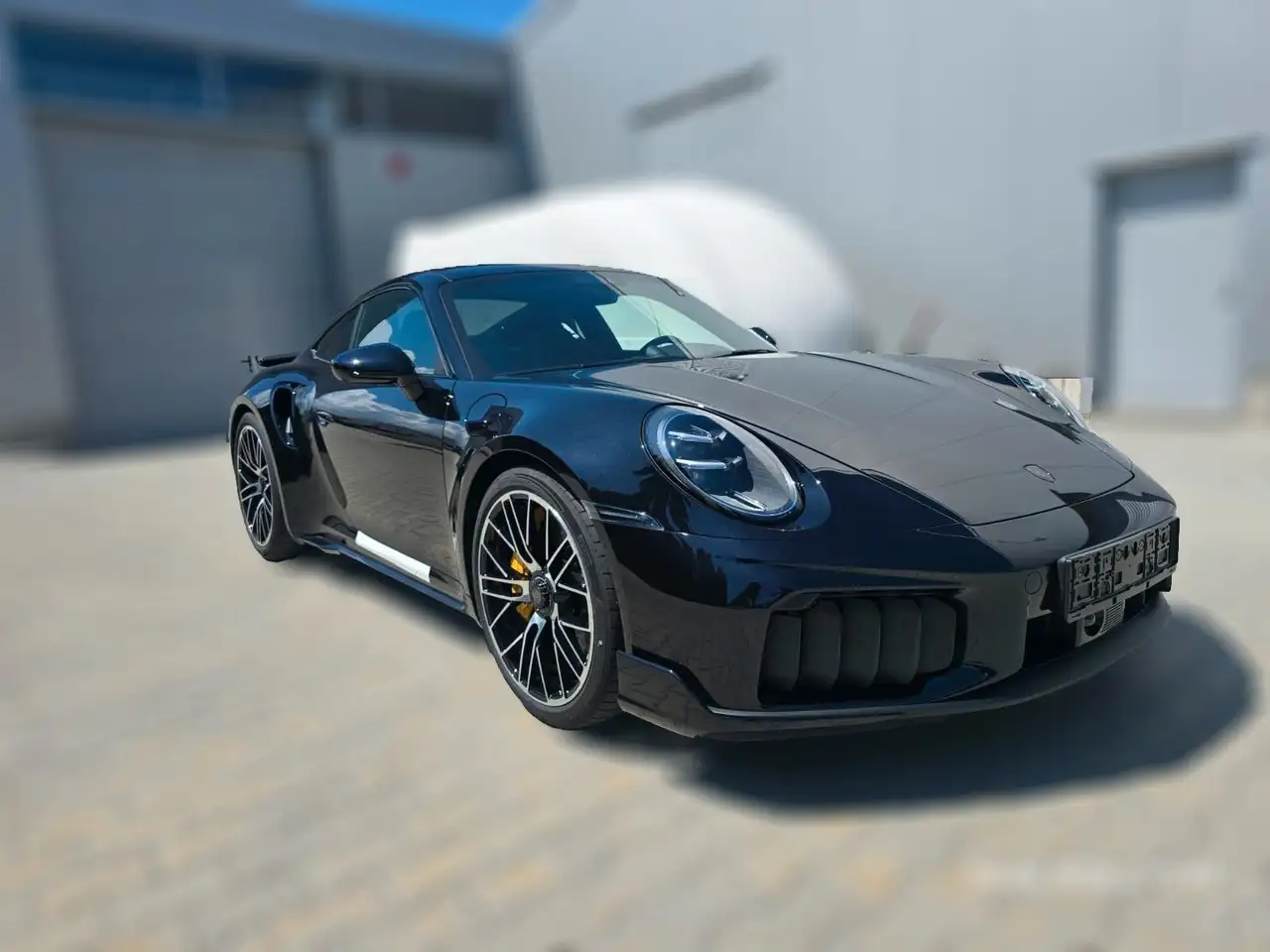 Porsche 992 911 2
