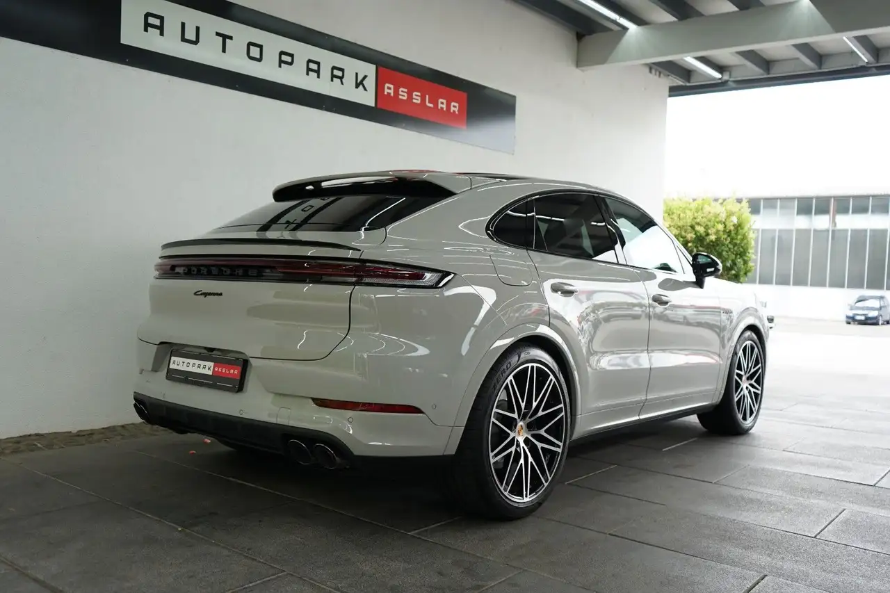 Porsche Cayenne 4