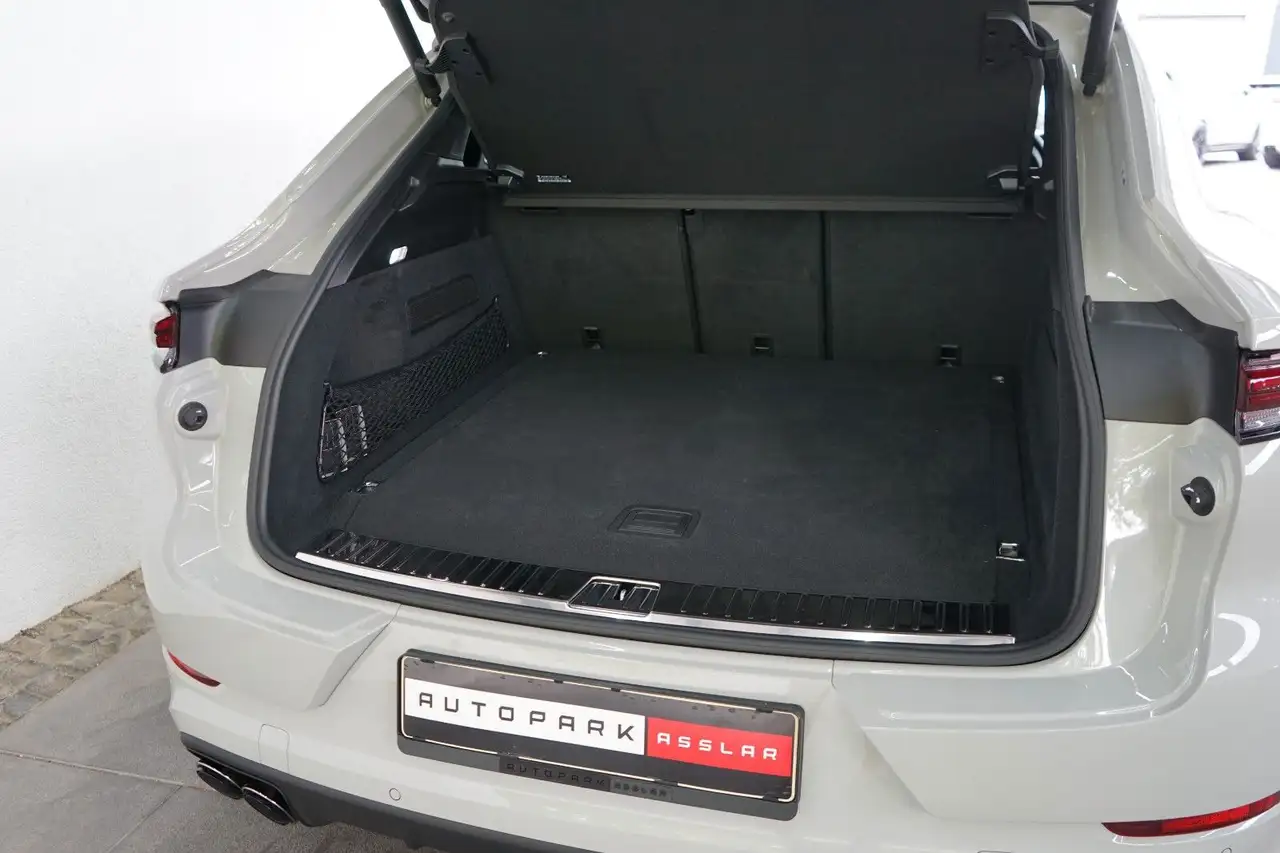 Porsche Cayenne 15