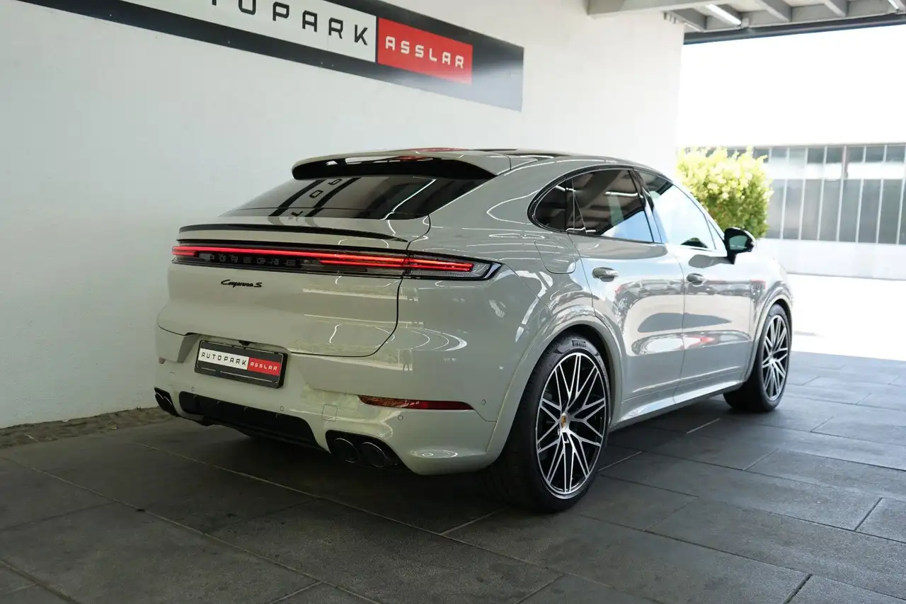 Porsche Cayenne 3