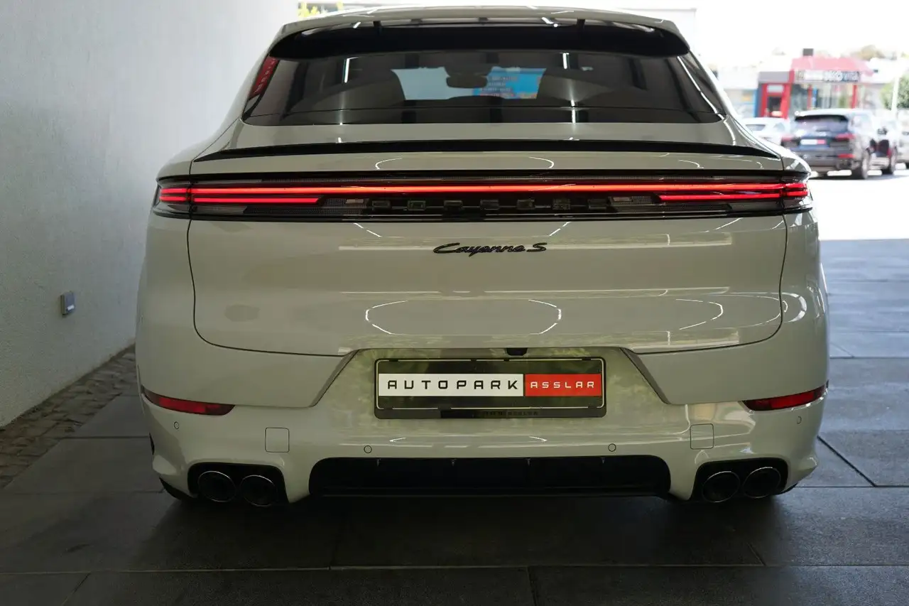 Porsche Cayenne 6