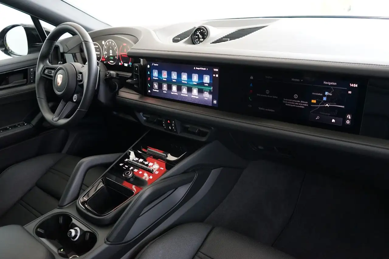 Porsche Cayenne 11