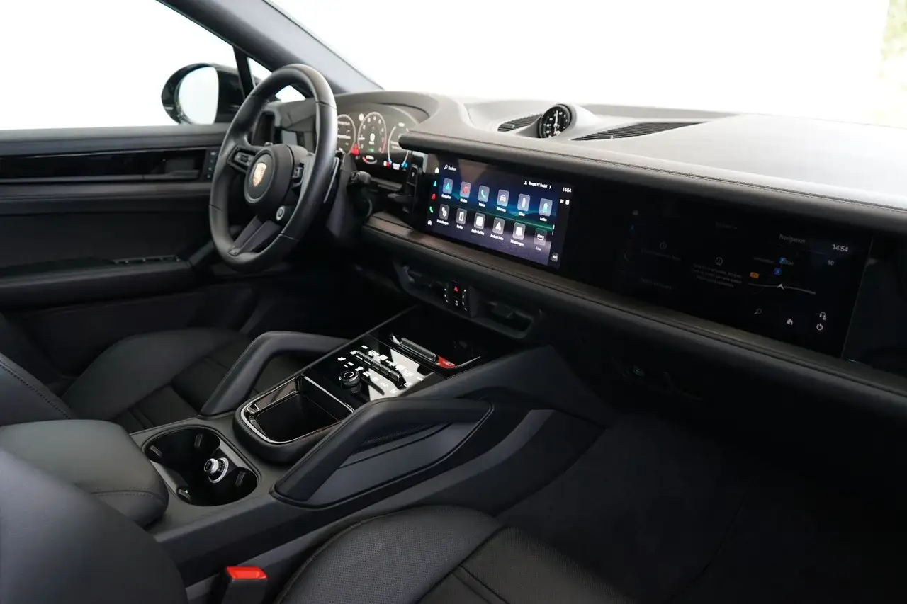 Porsche Cayenne 12