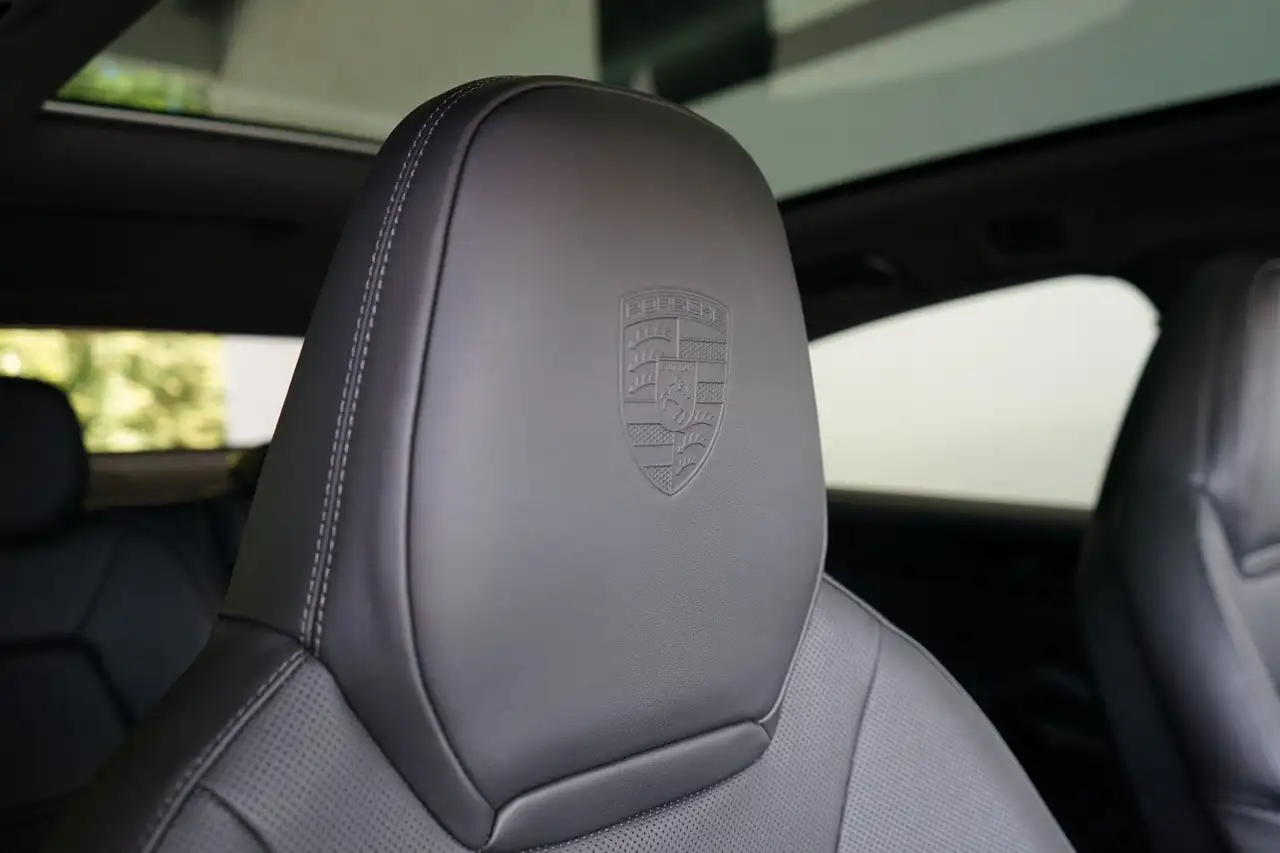 Porsche Cayenne 14