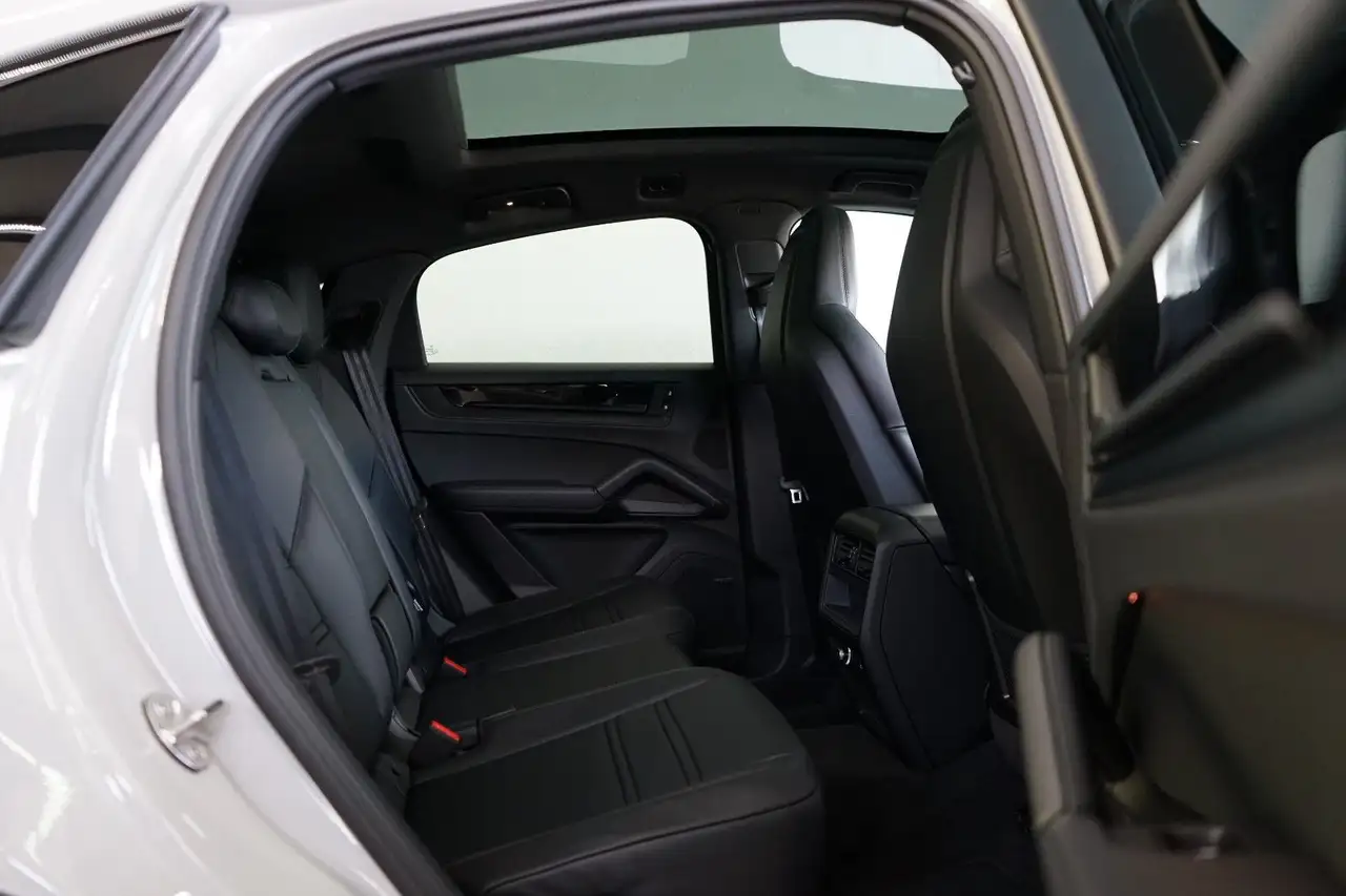 Porsche Cayenne 15