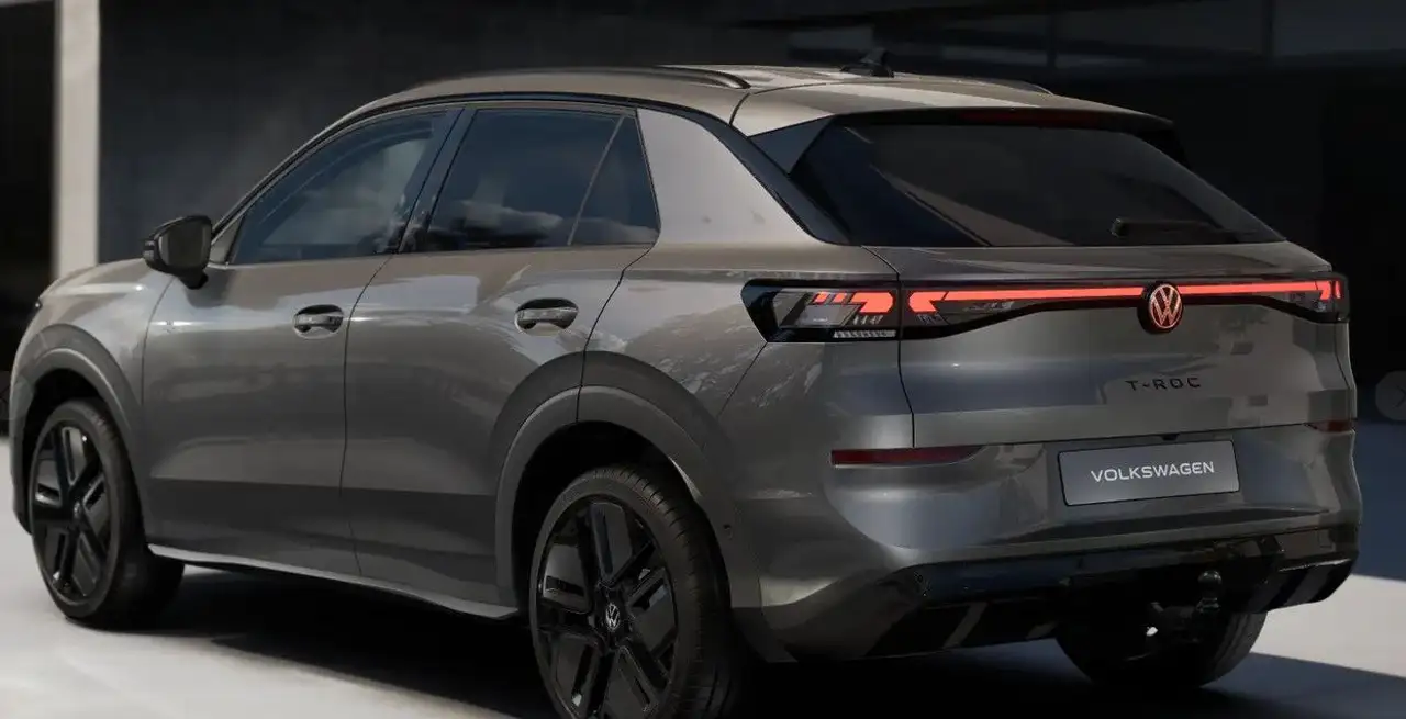 Volkswagen T-Roc 3